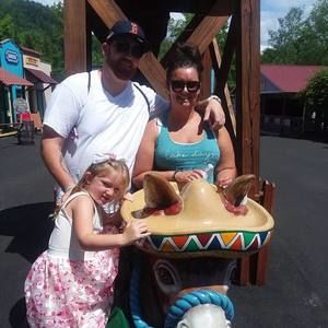 Meet your Posher, Monique